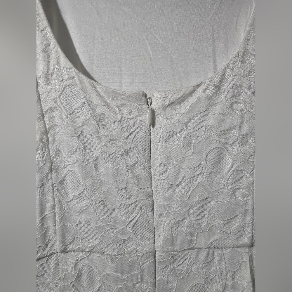 Ivory Lace Short Sleeve Fit & Flare Wedding Dress *NWT* - Picture 9 of 10